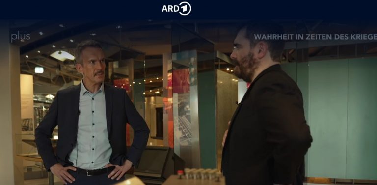 Christian Hardinghaus interviewed as a propaganda expert for the German broadcaster Phoenix